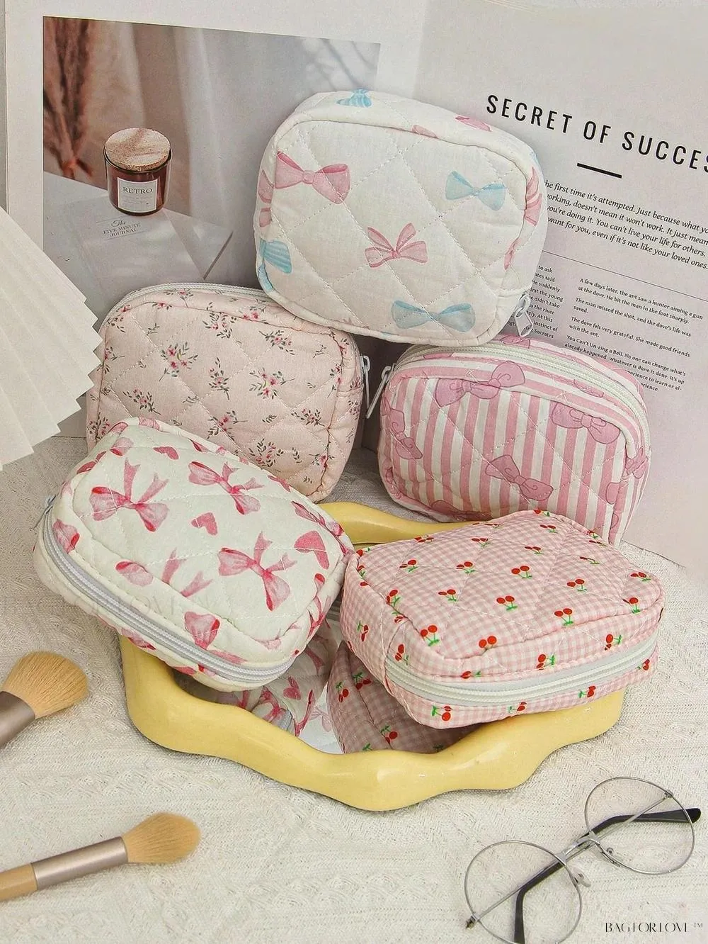 BagForLove - Cute Quilting Pouch for Women's Sanitary Products and Cosmetics