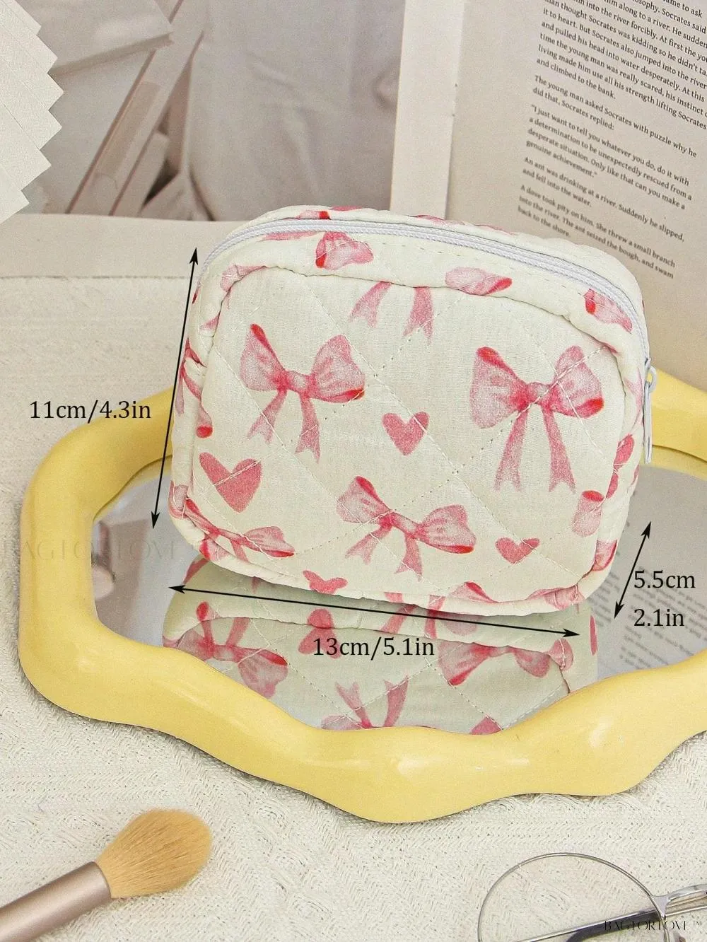 BagForLove - Cute Quilting Pouch for Women's Sanitary Products and Cosmetics
