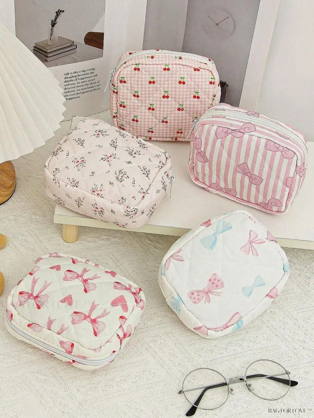 BagForLove - Cute Quilting Pouch for Women's Sanitary Products and Cosmetics