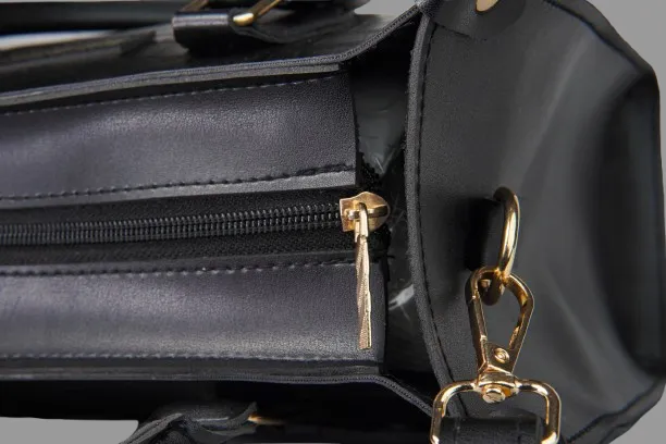 Black Belle Carry Shoulder Bag