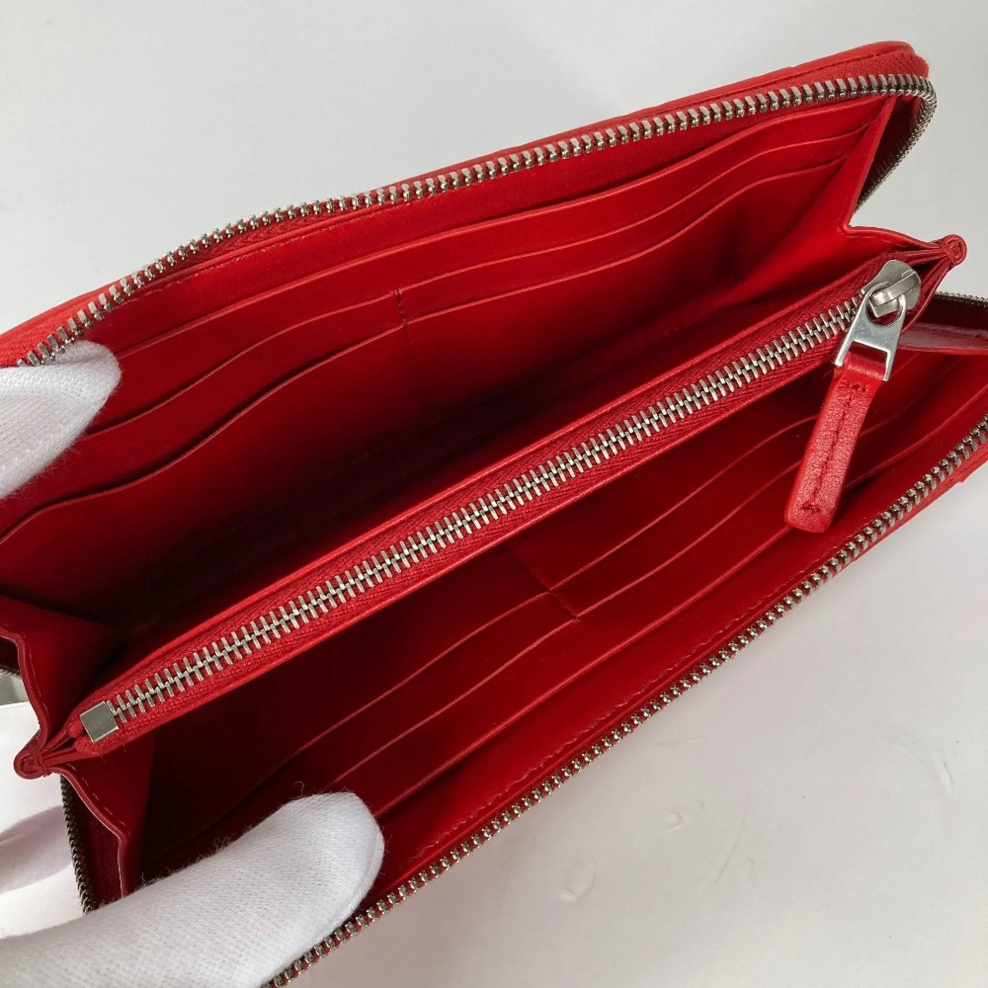 BOTTEGA VENETA 593217 Long wallet Zip Around Long Wallet Red
