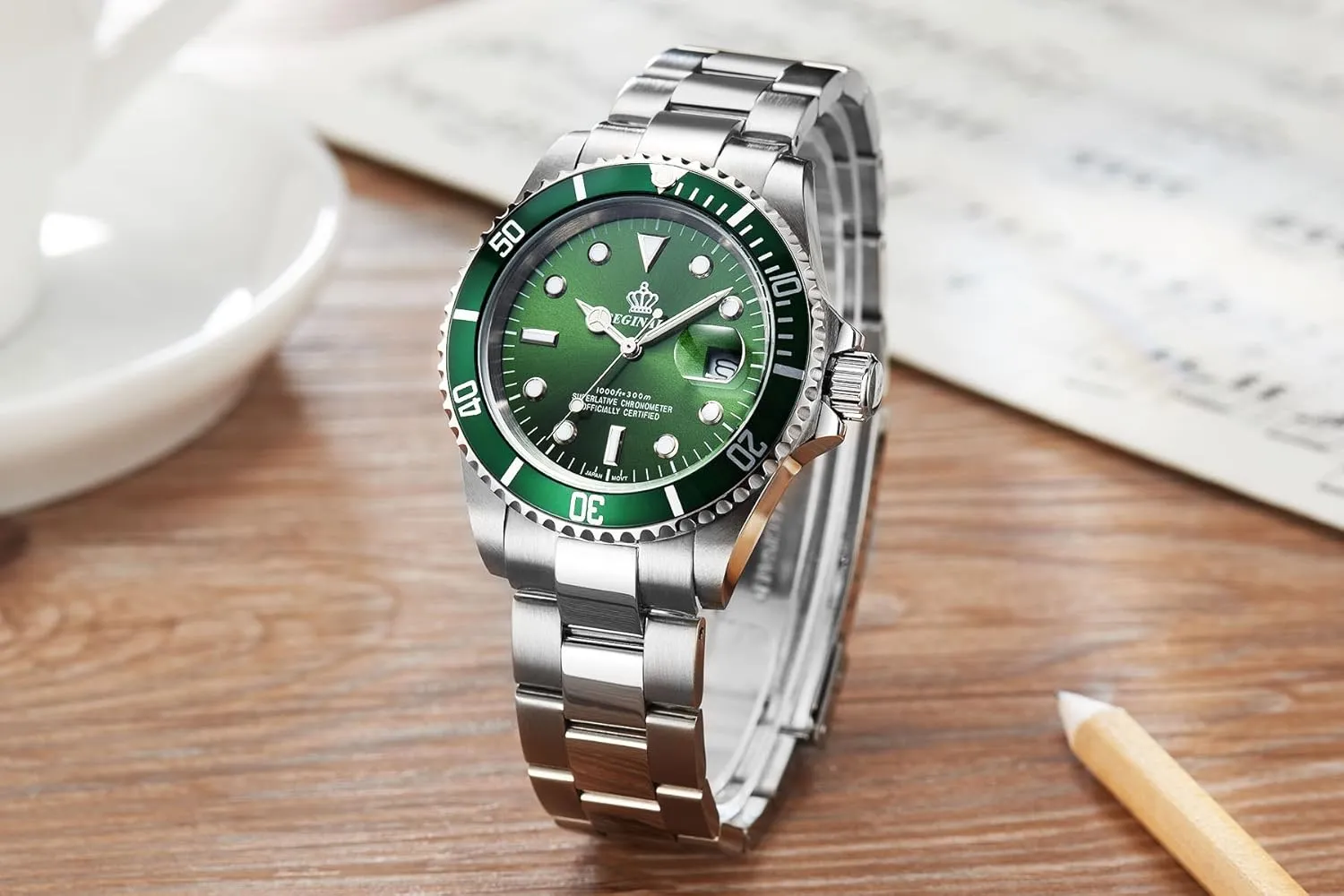 FANMIS Mens Luxury Watches Rotatable Bezel Sapphire Glass Luminous Hand Quartz Silver Tone Stainless Steel Watch