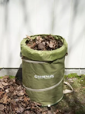Gardener's Supply Company Collapsible Garden Bag | Heavy Duty Yard Clean Up Waste Bags with Hard Vented Base and Drawstring Top | Multi-Functional & Reusable | Holds 30 Gallons