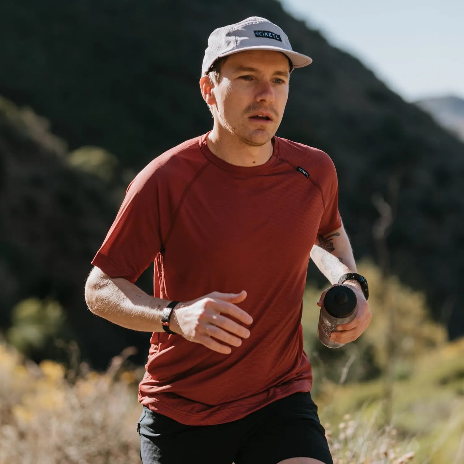 KETL MTN Nofry Sun Shirt Short Sleeve - SPF/UPF 30  Sun Protection Shirt Lightweight for Summer Travel - Men's