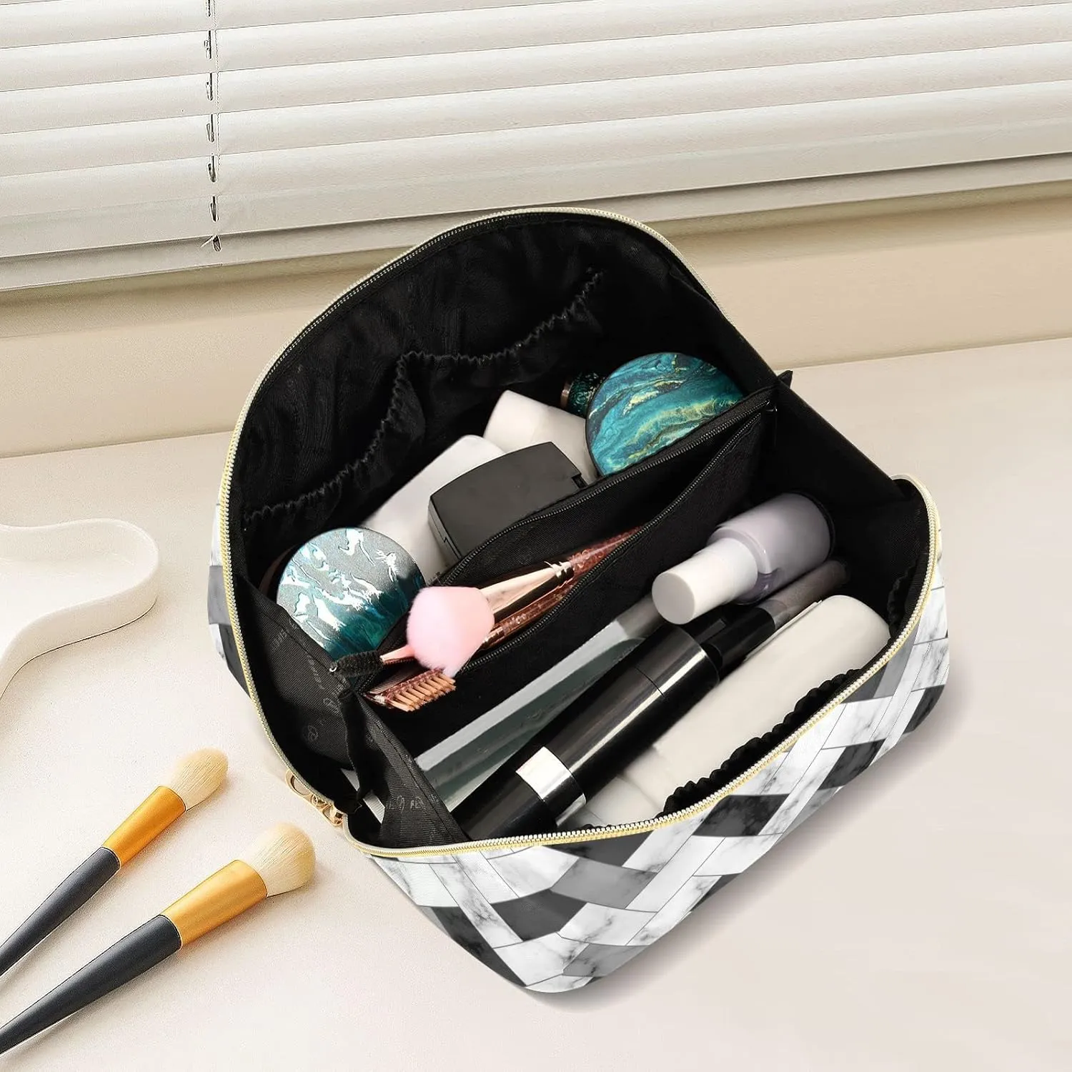Marble Texture Large Capacity Cosmetic Bag Travel Makeup Bags with Large Opening and Handle Twill Cosmetic Organizer for Women