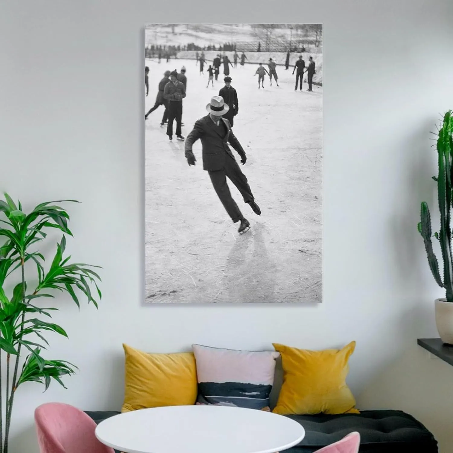 MGktgj Retro Black And White Men Skating Poster Stylish Elegant Canvas Wall Art Poster For Room Aesthetic And Decor Canvas Painting Wall Art Poster for Bedroom Living Room Decor 12x18inch(30x45cm)