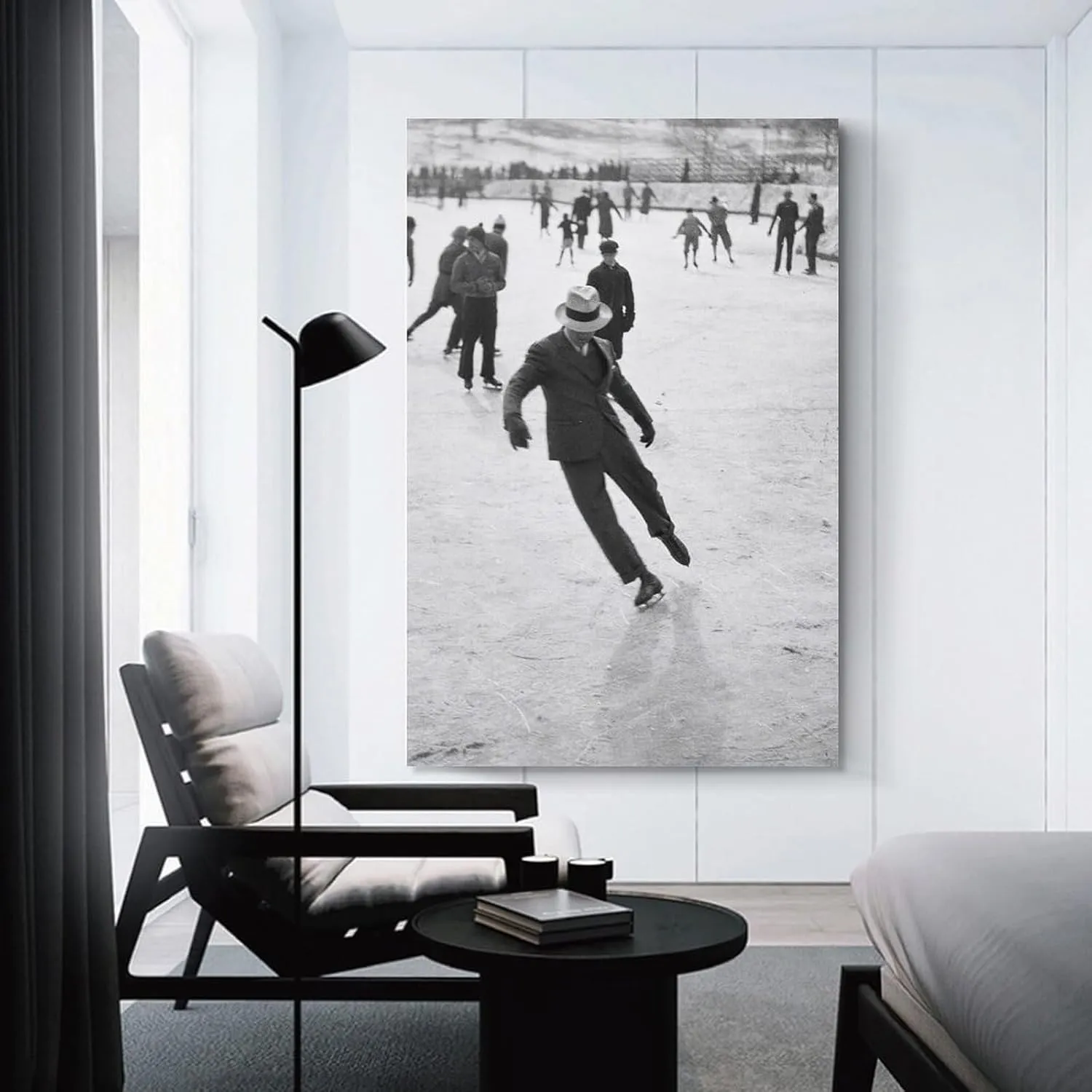 MGktgj Retro Black And White Men Skating Poster Stylish Elegant Canvas Wall Art Poster For Room Aesthetic And Decor Canvas Painting Wall Art Poster for Bedroom Living Room Decor 12x18inch(30x45cm)