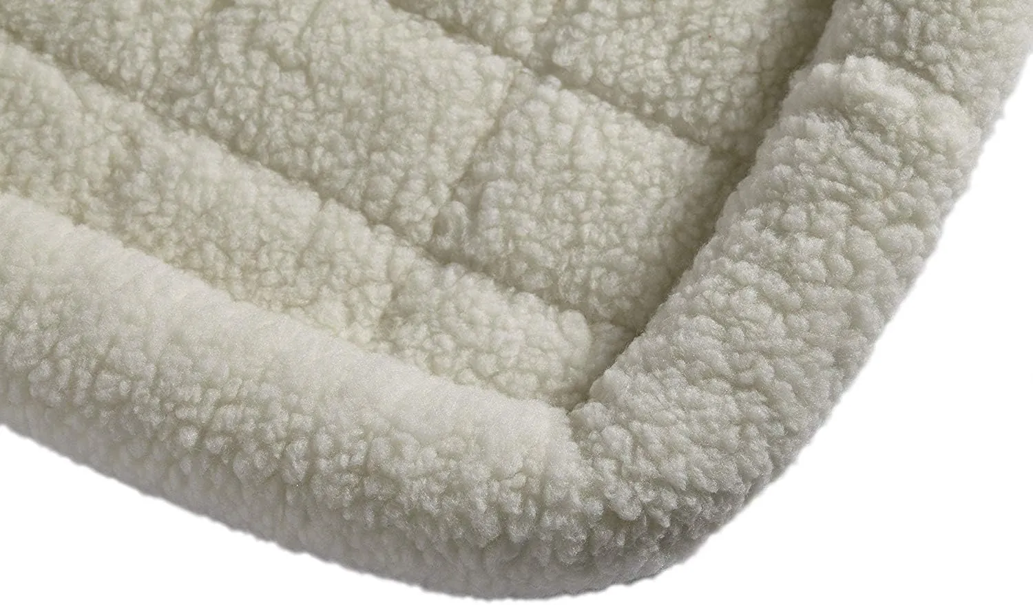 MidWest Homes for Pets 30L-Inch White Fleece Dog Bed or Cat Bed w/ Comfortable Bolster, Ideal for Medium Dog Breeds & Fits a 30-Inch Dog Crate, Easy Maintenance Machine Wash & Dry, 1-Year Warranty, Model:40230
