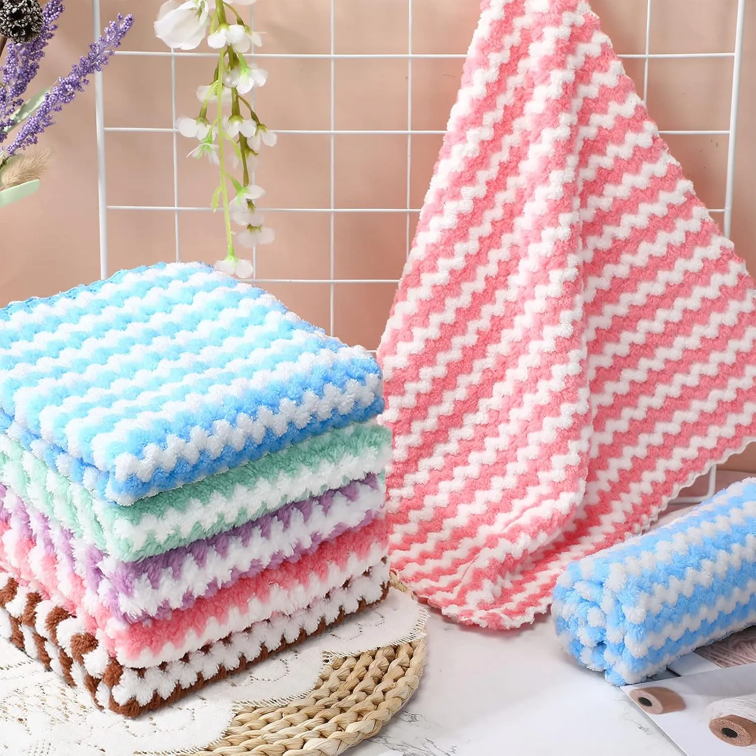 Moukeren 20 Pcs Guinea Pig Fleece Bedding Blankets Bulk Washable Small Animal Fleece Cage Liners Pet Wash Cloth Sleeping Mat Cover for Hamster Chinchilla Rabbit Hedgehog (16 x 24 Inch,Multicolor)