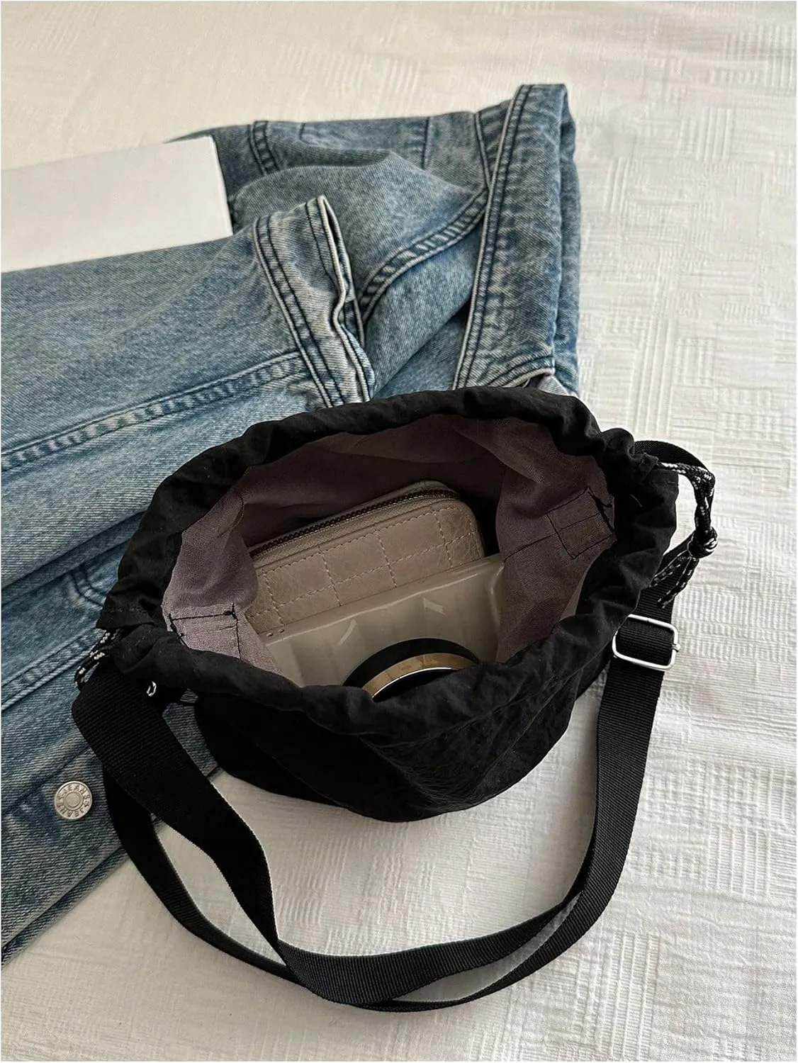 OYOANGLE Women's Drawstring Shoulder Bag Adjustable Strap Large Capacity Crossbody Bags