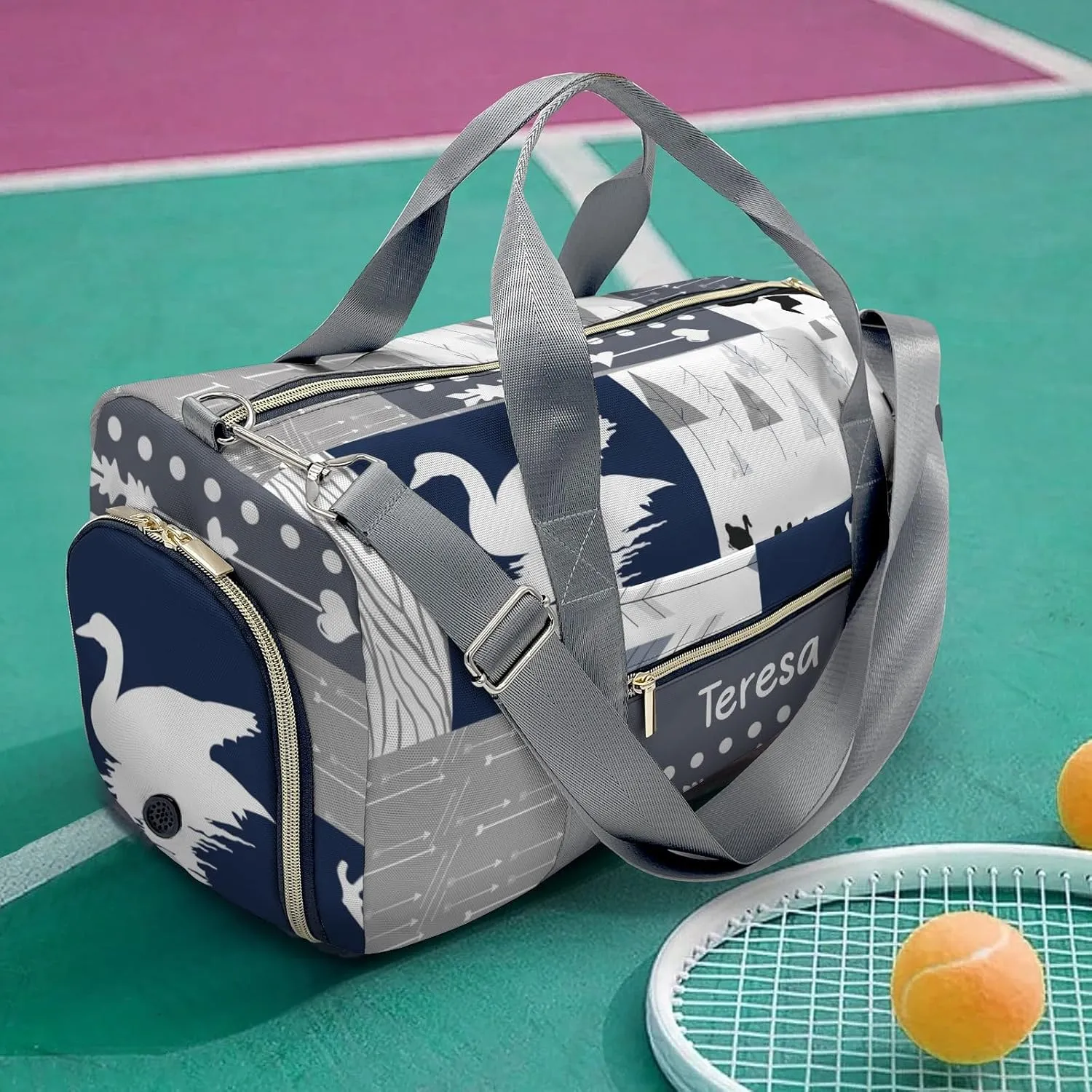 Personalized Animals Custom Multi-functional Travel Bag, Unisex Portable Duffel Bag, Short Distance Travel Assistant.