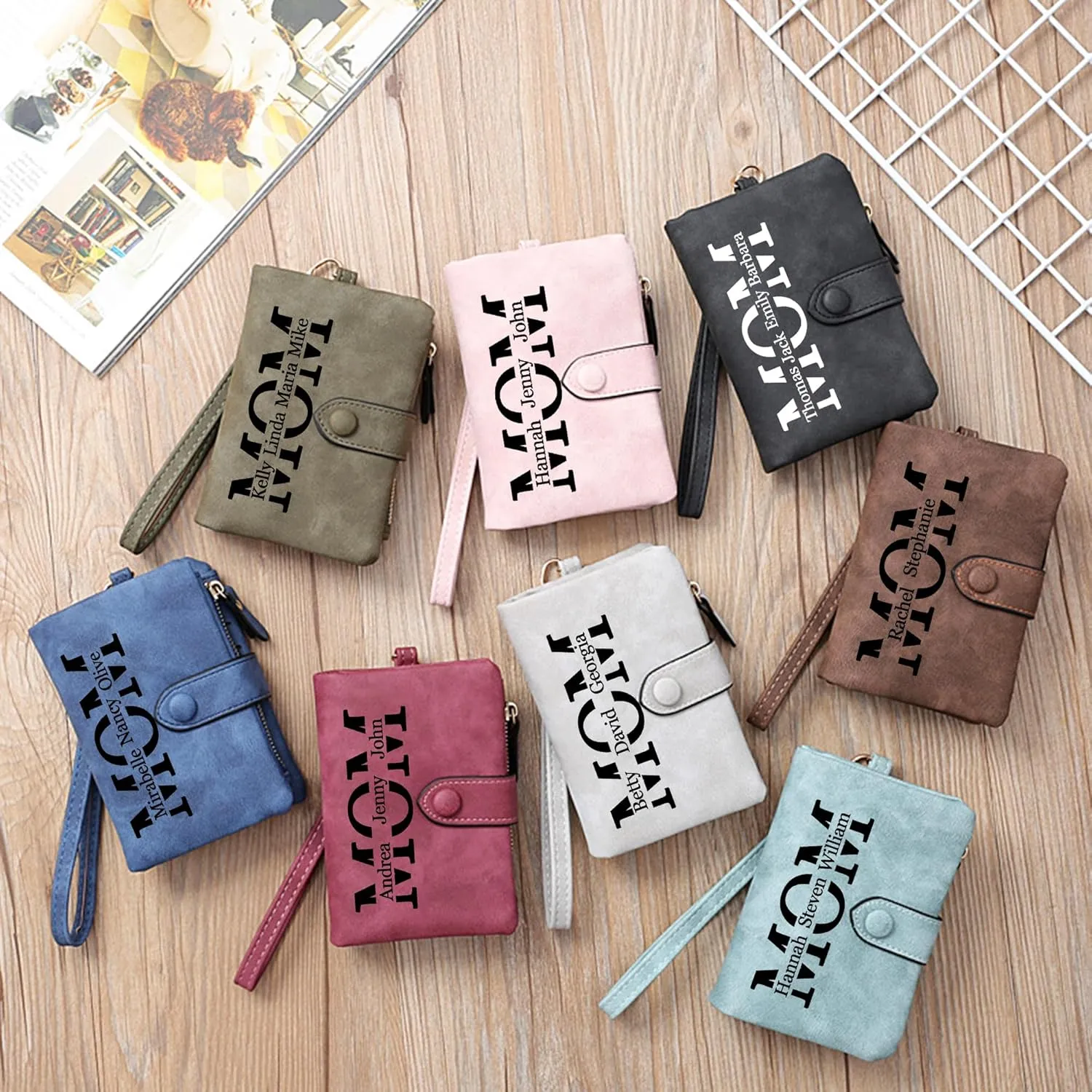 Personalized Gifts for Mom - Custom Womens Wallet with Names, Gifts for Mothers Day Mom Birthday - Customized Ladies Wristlet Wallet Coin Purse Bifold Cards Holder, Green