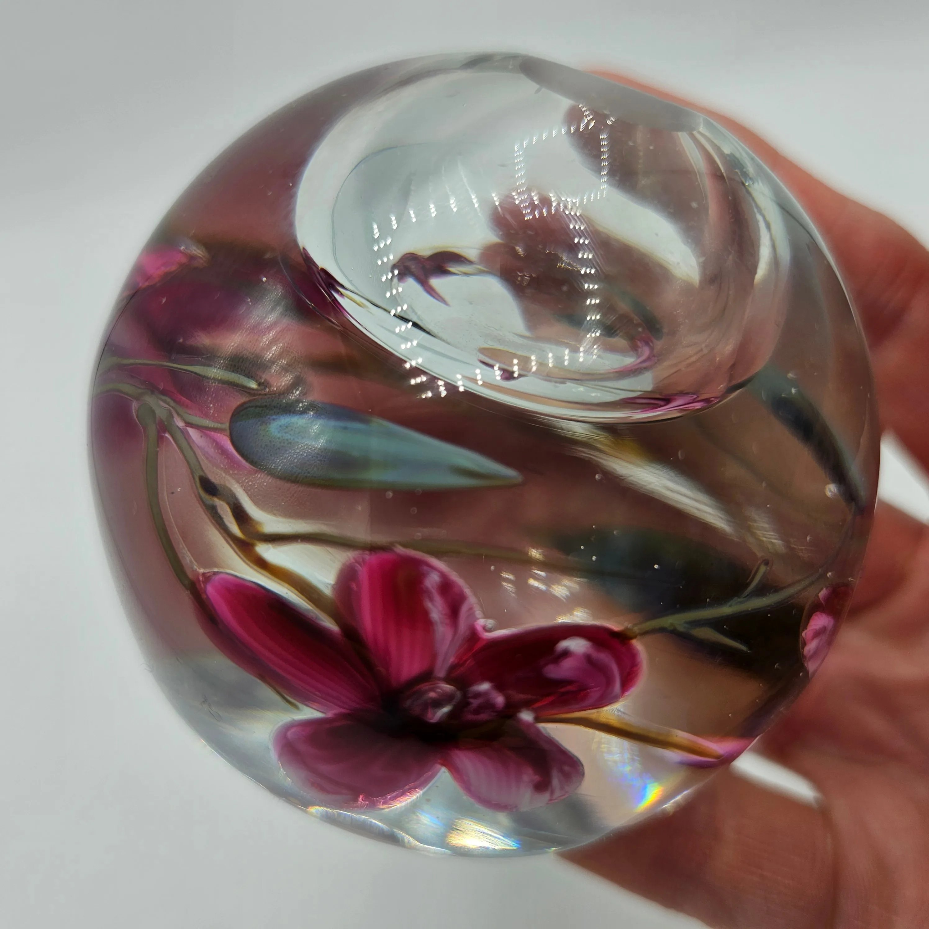 "The Glass Eye" Pink Floral Art Glass Signed Vase / Oil Lamp / Paperweight 1985 #329