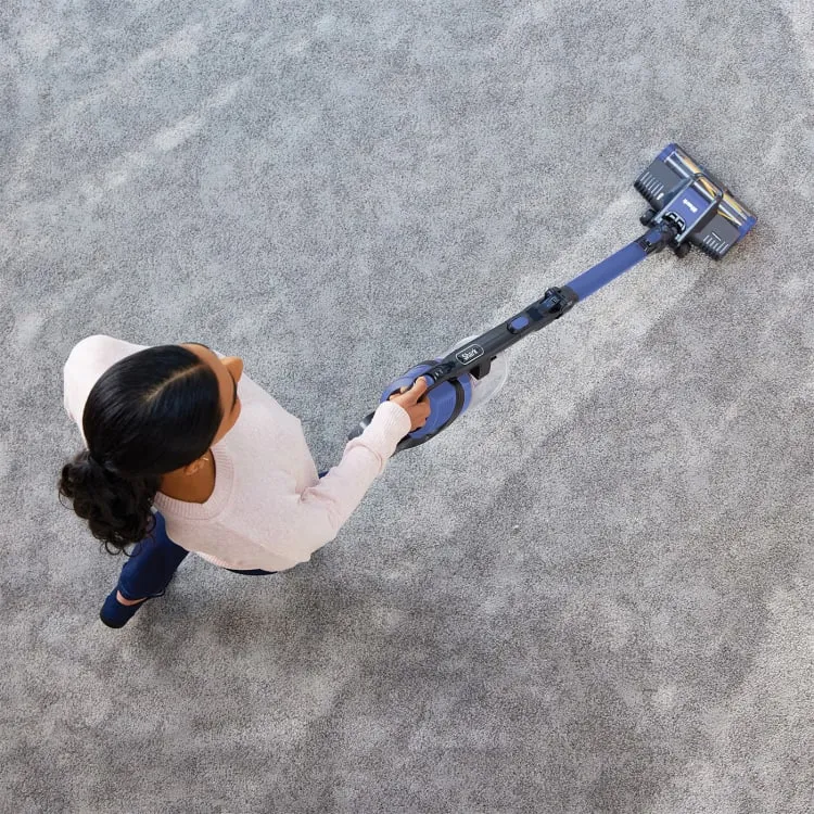 Shark 0.7L Anti Hair Wrap Cordless Vacuum Cleaner - Blue & Black | IZ202UK
