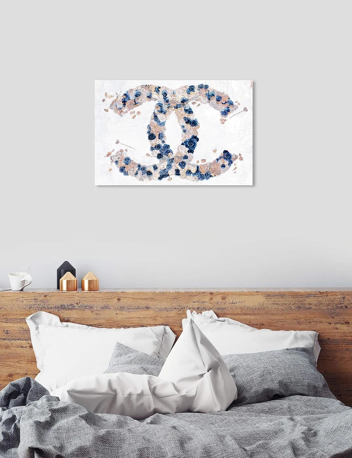 The Oliver Gal Artist Co. Fashion and Glam Wall Art Canvas Prints 'Dreaming of Classic Beauty Navy' Home Décor, 45" x 30"