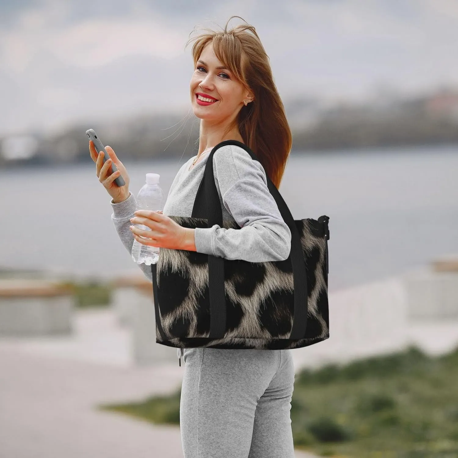 Travel Duffle Bag Grey Leopard Skin Print Weekender Overnight Bags Luggage Bag for Women Men Waterproof Sports Gym Bag Hand Bag with Shoulder Strap
