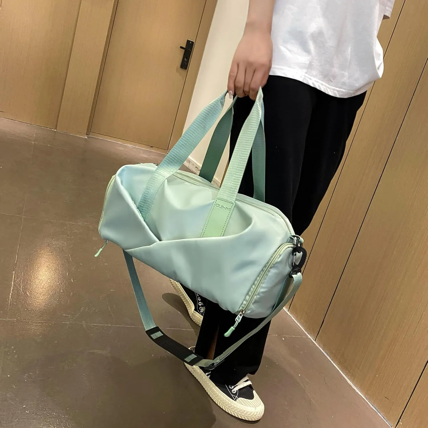 Unisex Large Capacity Gym Duffle Bag Waterproof Wet/Dry Compartment, Yoga Sports Tote for Swimming, Travel & Workout