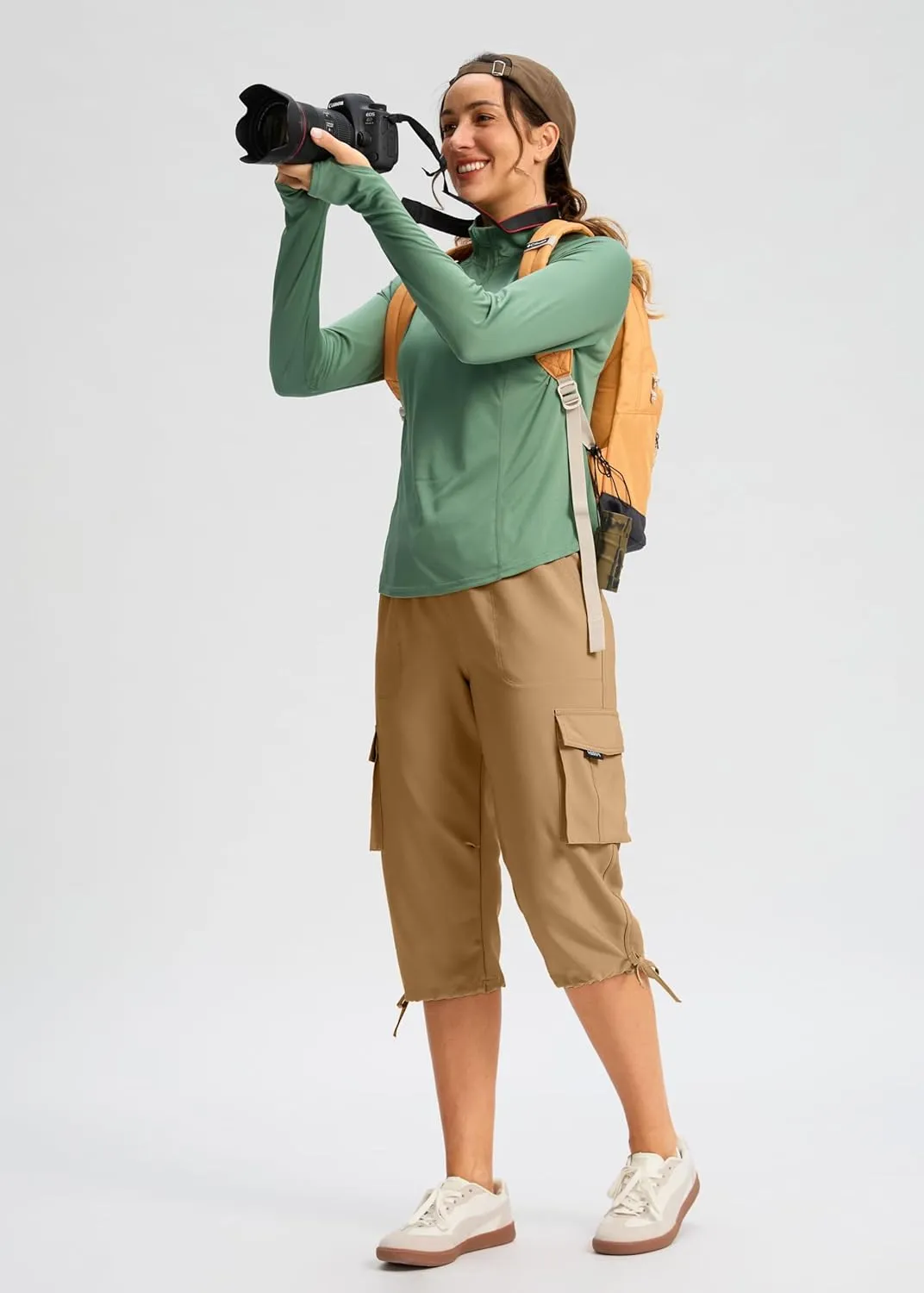 Viodia Cargo Capris for Women Lightweight Hiking Pants Stretch Elastic Waist Capri with Pockets for Summer Travel