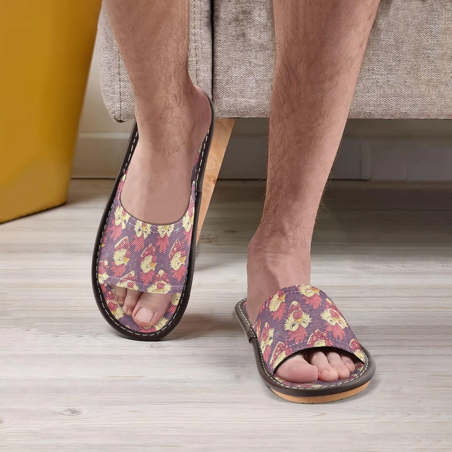 Yuiboo Funny Chicken Face Mens Shower Slippers Ultralight Non Slip Sandals for Hotel Hotel Home